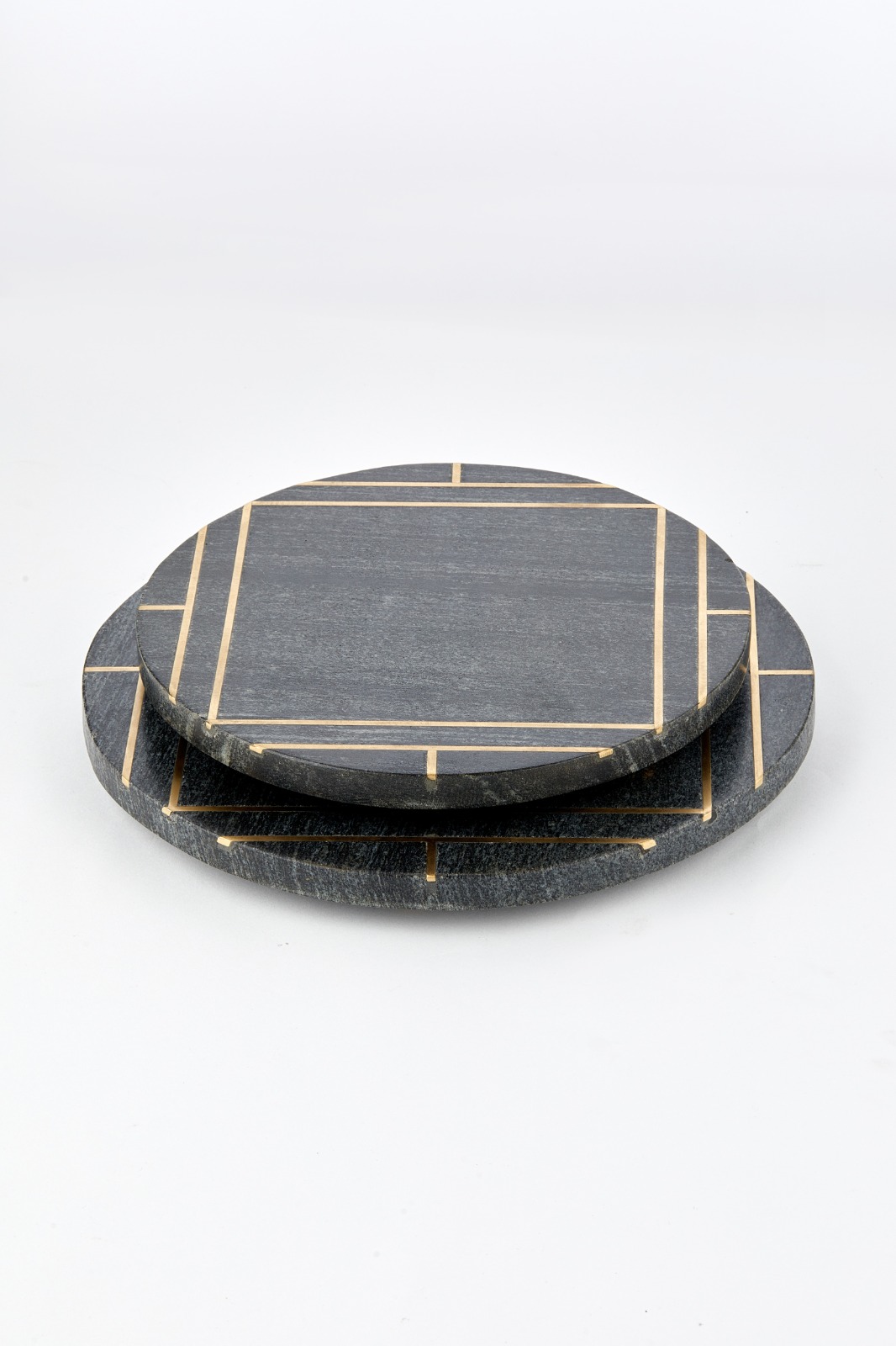 Cornella Marble World Siyah Renk 2'li Yuvarlak Mermer Sunumluk Seti 25 Cm Ve 30 Cm görsel 4